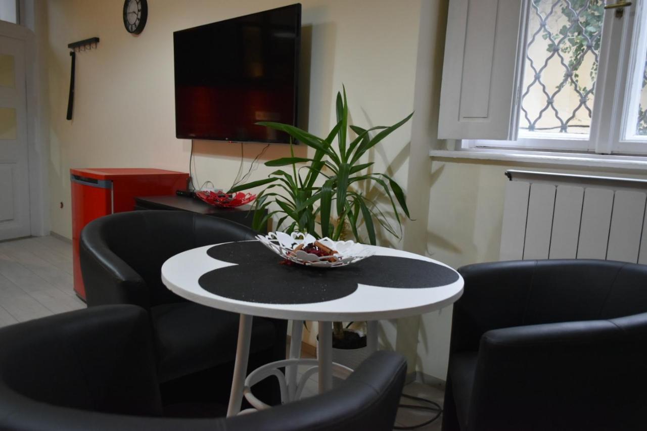 Foter Apartmanhaz Сентендре Екстер'єр фото