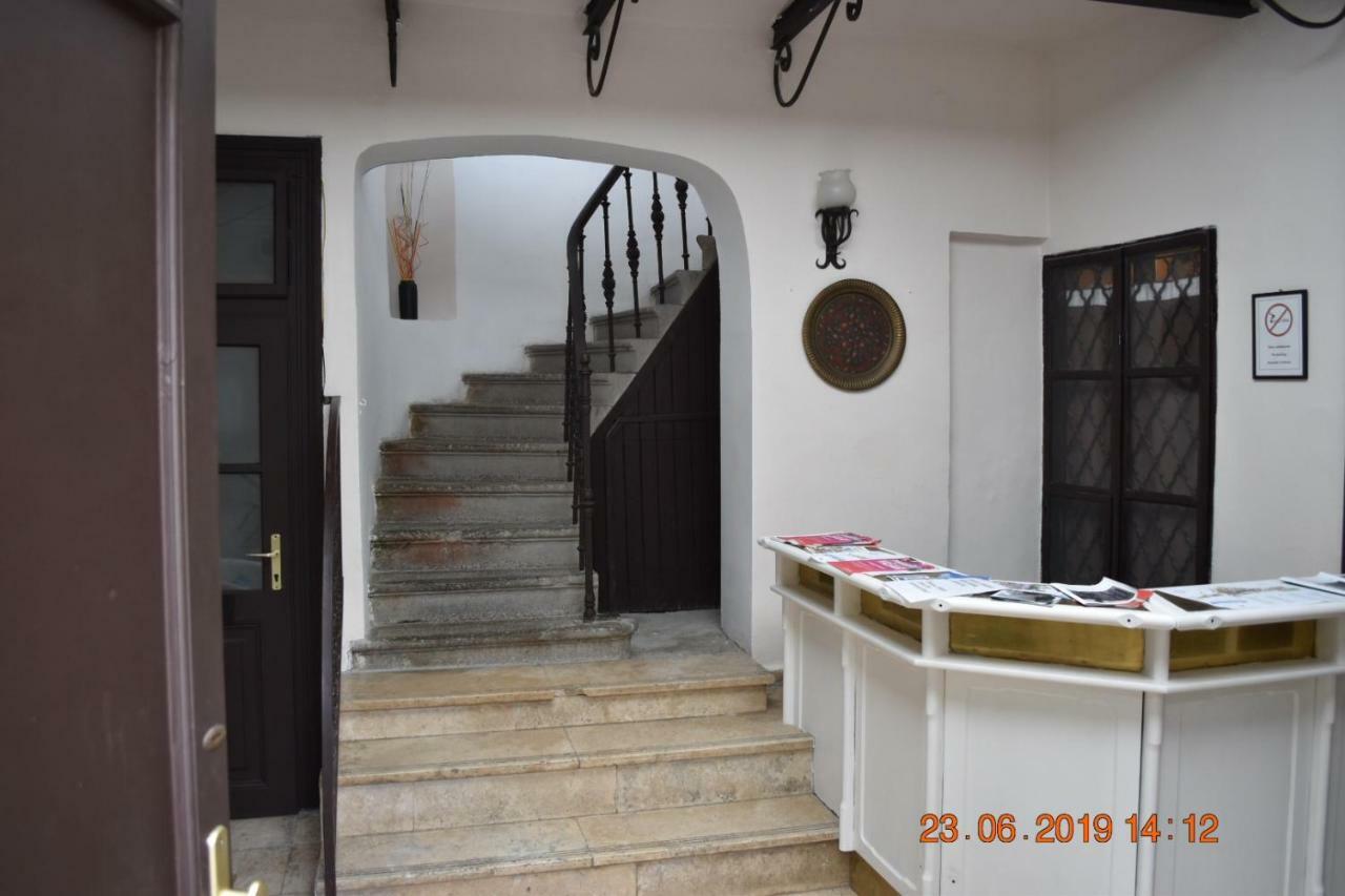 Foter Apartmanhaz Сентендре Екстер'єр фото